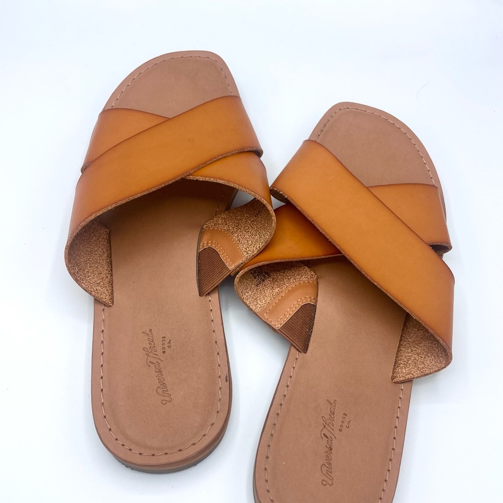 American thread sandals